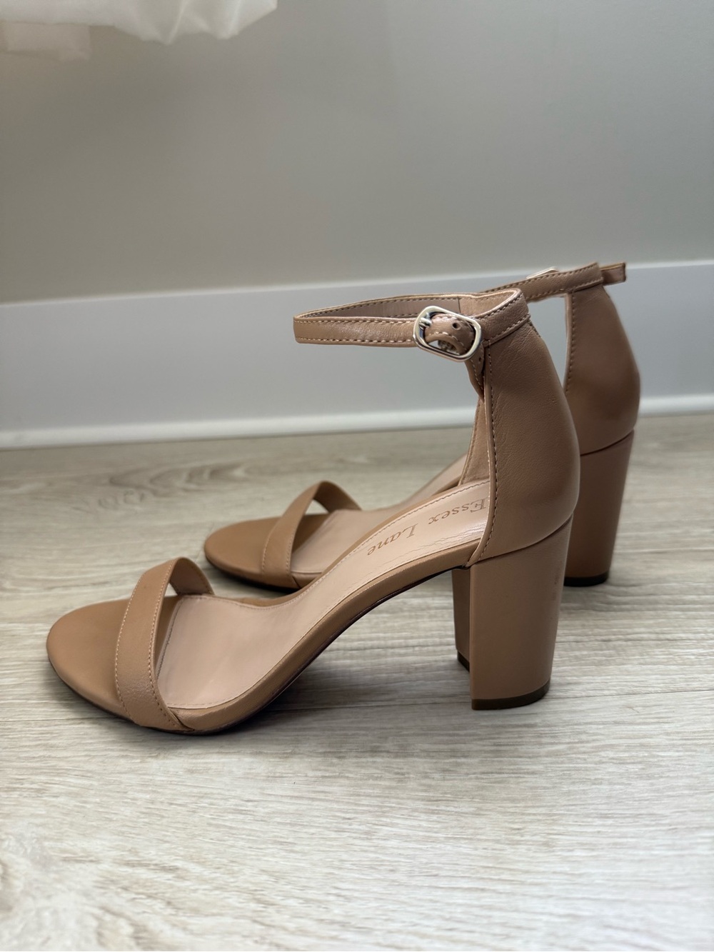 Classic Tan/Nude Ankle-Strap Block Heel Sandals - W 7.5
